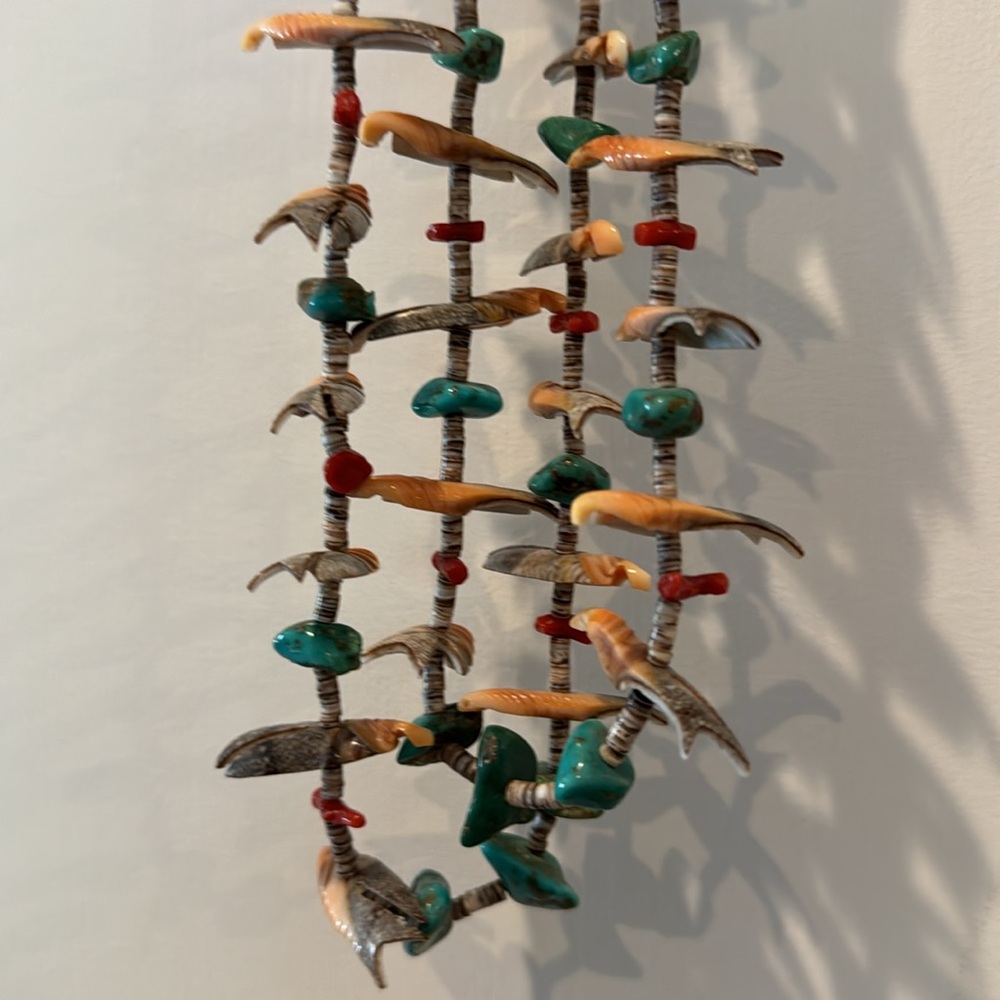 Vintage Native American Fetish Turquoise Necklace